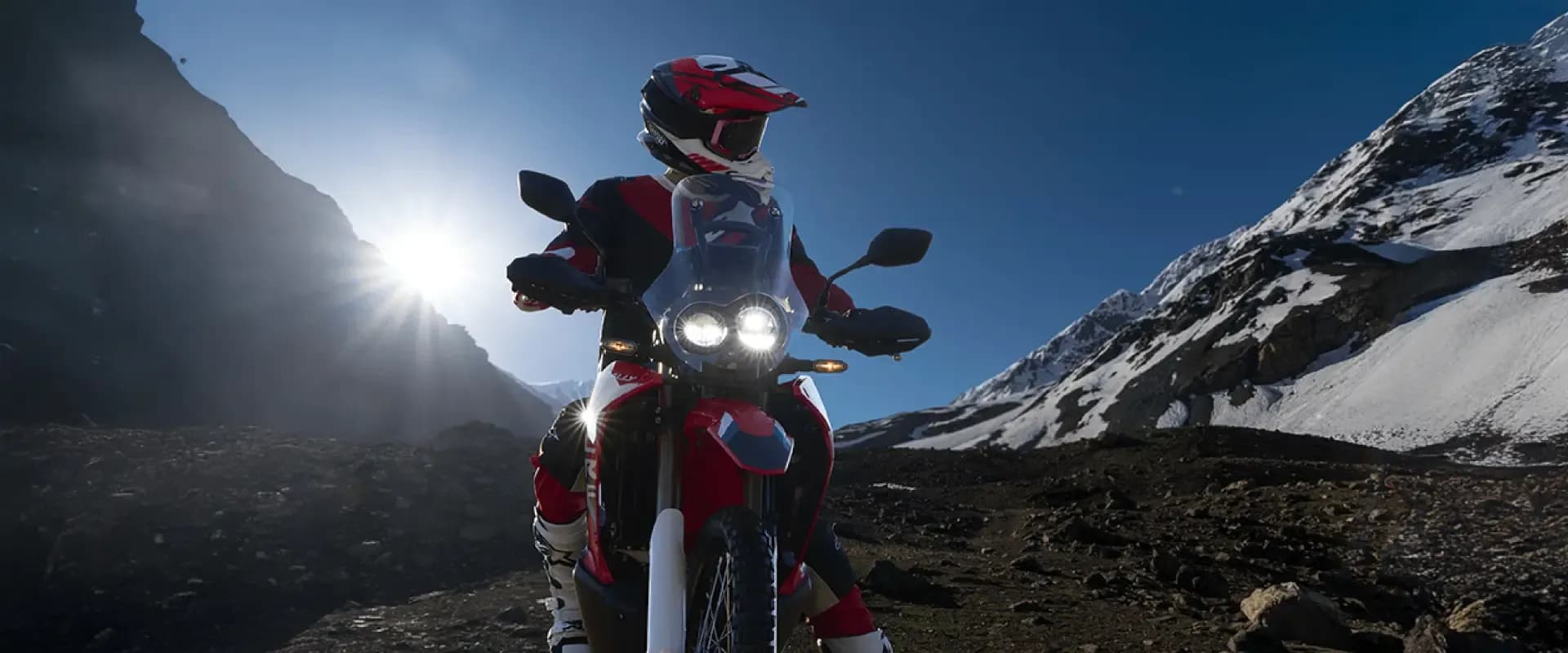 crf-250-rally-web-banner-lifestyle-banner-1920x800px-2-1-16062025-032623.webp